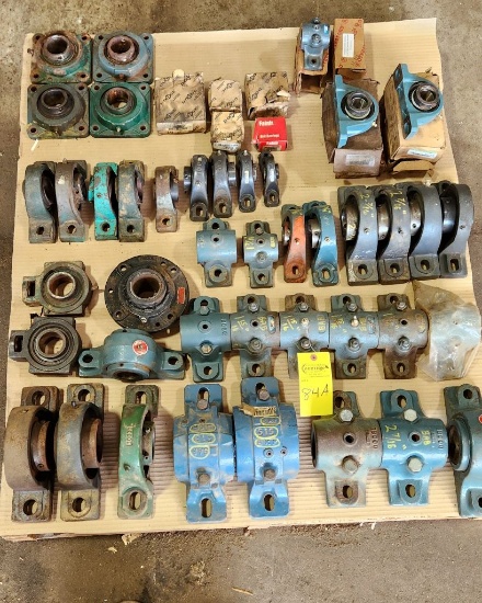 Pallet With An Assortment Of New And Used Bearings