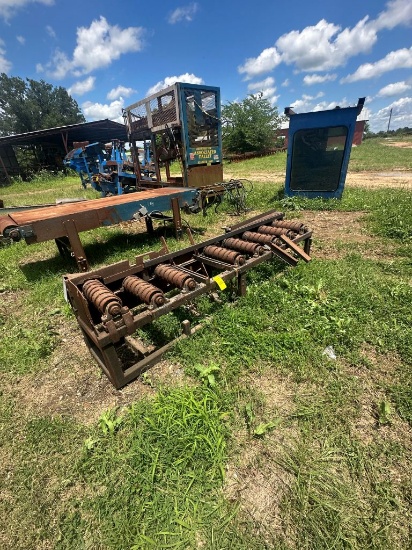 Tipton Ironworks 16inch X 9ft Live Rollcase With Spiral Sweeps, No Drive. Not Installed. Located At
