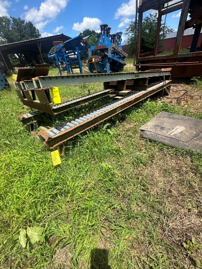 Interlake 43inch X 10ft Gravity Roll Infeed Deck With 2ft X 4ft Lift Table. Not Installed . Located