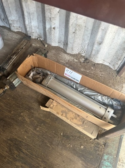 New In Box Air Cylinder Mdl NCDA1B400-1800-X85 (2) Used Cylinders