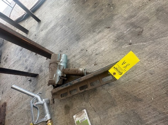 Pneumatic Strip Nailer