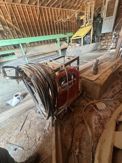 Lincoln 225 AC/DC Arc Welder with Leads