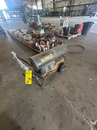 Dewalt 135,000 BTU Fuel Fired Space Heater. Located at 3360 Cansler Circle., Maiden, NC 28650. NC Sa