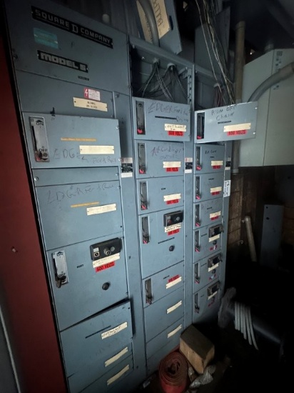 Square-D Model 5 600 Amp Motor Control Center with 14 Buckets( 6 Active). Located at 172 Looper Ln.,