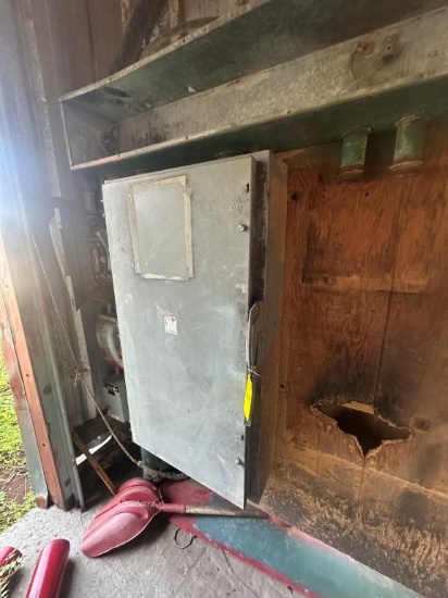 400 Amp Fused Disconnect. Located at 172 Looper Ln., Pickens, SC 29671. SC Sales Tax 7%