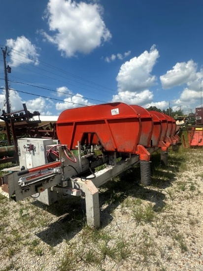 Wood Mizer 6 Head Resaw with Steel Feed Thru Belt Conveyor, Onboard Hydraulic Power Pak. Located at