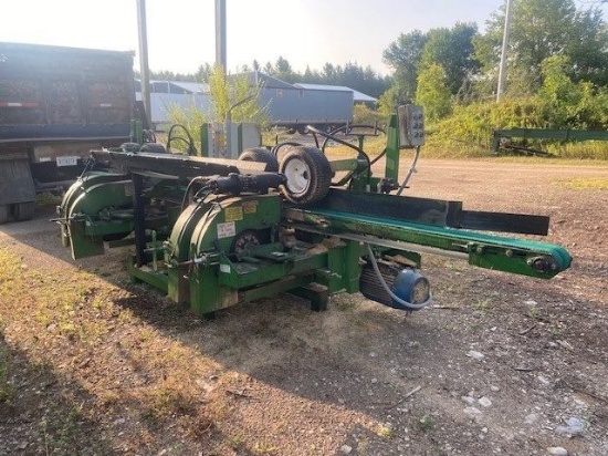 Morgan 4 Head Band Resaw with Return Belt, Onboard Hydraulic Power. Located at 1995 Lumber Rd., Henr