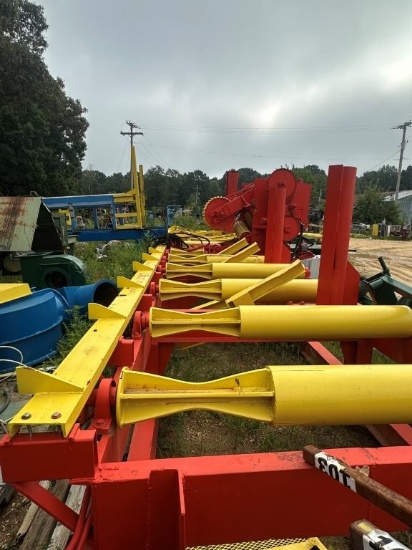 Morbark EM24 Post Peeler with Inline 4ft Bar Slasher Saw, No Power on Head. Located at 2680 Hwy 22 N