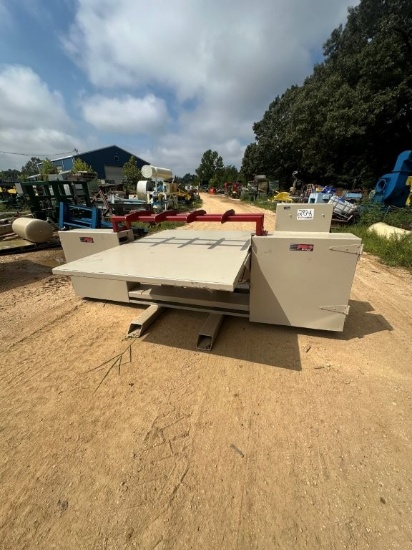 PRS Band Pallet Dismantler, 5ft x 7ft Table, S/N 3560. Located at 2680 Hwy 22 N., Clarksburg, TN 383