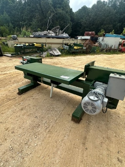 Smart Saw Band Pallet Dismantler 60inch x 28inch Table. Located at 2680 Hwy 22 N., Clarksburg, TN 38