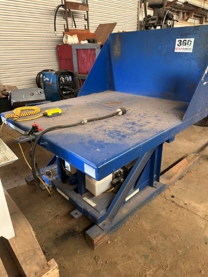 Like New 46inch x 48inch Tilting Lift Table. Located at 1490 Hwy 100 W., Centerville, TN 37033. TN S