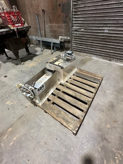 (2) Reverber-Ray Natural Gas Radiant Heater Mdl DR30-NFS-2-120V. Located at 2898 Crestridge Rd., Cen