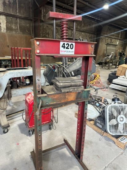 Shop Press, No Hyd Jack. Located at 2898 Crestridge Rd., Centerville, TN 37033. TN Sales Tax 9.75%