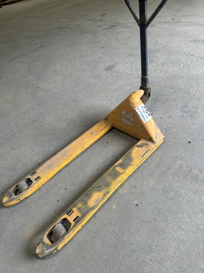 Pallet Jack. Located at 2898 Crestridge Rd., Centerville, TN 37033. TN Sales Tax 9.75%
