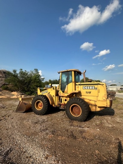 John Deere 544H Wheel Loader, 20.5-25 Tires, Climate Controlled Cab, No Quick Coupler, Sells with Pi