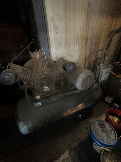 Campel Hausfield 25 HP Tank Mounted Air Compressor. Located 201 Tobacco Rd., Bowling Green, KY 42101