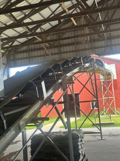 2024 (LIKE NEW) Nvenia Hamer Mdl KASE 30inch x 110ft Troughing Belt Conveyor with Partial Dome Style