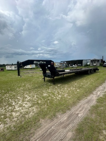 2016 Big Tex 35ft Gooseneck Trailer Dual Wheel with Ramps, 23,900 Lb GVWR, Wood Deck and Electric Br