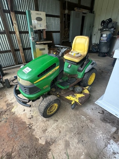 John Deere LA150 Lawn Tractor 25hp with 54inch Mower Deck