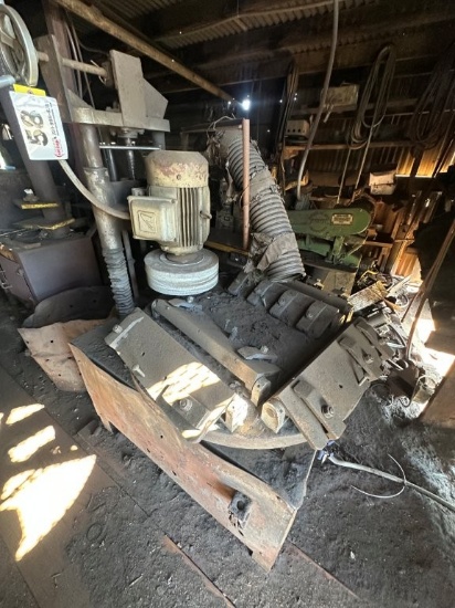 Modified Tub Style Knife Grinder with 5 Knife Holders. Unit Runs and Operates