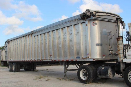 2011 Spec-Tec  AW048100102 Transfer Trailer