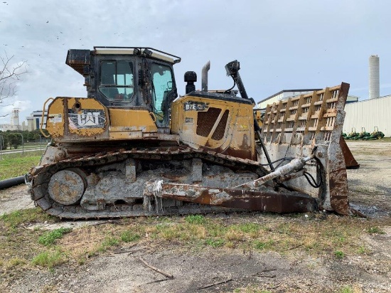 2014 CATERPILLAR D7E LGP BULL DOZER / WASTE HANDLING