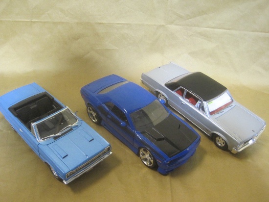 3 DIE CAST VEHICLES