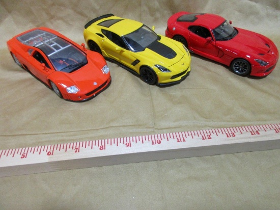 3 DIE CAST SUPER CARS