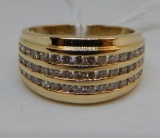 18KT YELLOW GOLD DIAMOND RING