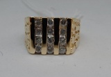 10KT YELLOW GOLD DIAMOND RING