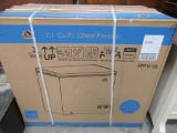 BRAND NEW IGLOO 7.1 CU FT CHEST FREEZER