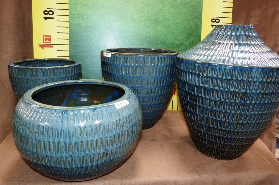 SET OF 4 CERAMIC BLUE VASES