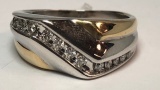 14KT WHITE GOLD DIAMOND RING