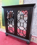 BEAUTIFUL MIRRORED 2 DOORED BLACK COMMODE