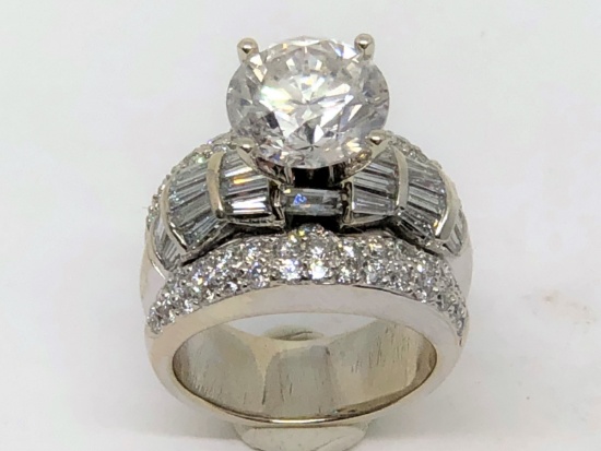 NUMEROUS ESTATE & AMAZING JEWELRY PUBLIC AUCTION