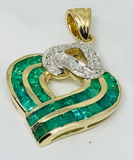 14KT YELLOW GOLD EMERALD AND DIAMOND PENDANT