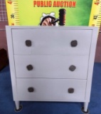 WMC NEW WHITE THREE DRAWER CHEST