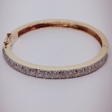 14KT YELLOW GOLD DIAMOND BANGLE BRACELET