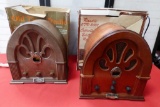 PAIR OF OLD TIME TABLE TOP RADIOS