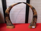 PAIR OF CARVED DECORATIVE HORNS