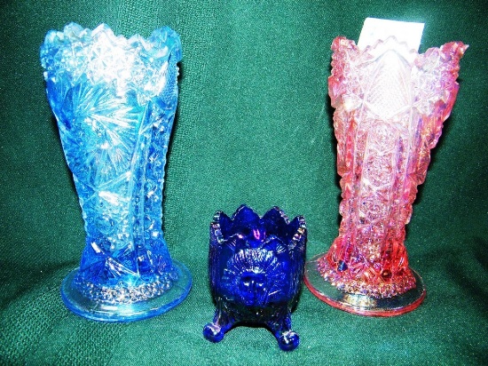 LOT OF THREE FENTON ART GLASS PIECES