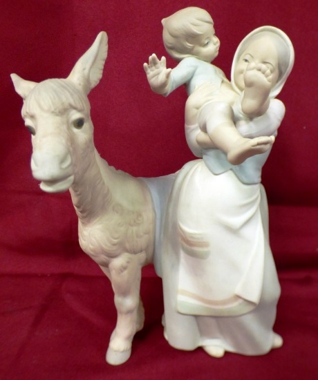 LLADRO PORCELAIN FIGURINE  - MOTHER W/ CHILD BY DONKEY