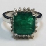 14KT WHITE GOLD EMERALD AND DIAMOND RING