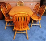 QUALITY WELL-BUILT OAK TABLE & 6 CHAIRS