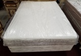 NEW IN PLASTIC FULL SIZE BED & BOX SPRING