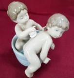 BOYS IN TUB LLADRO WITH ORIGINAL BOX