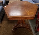 ANTIQUE LAMP TABLE