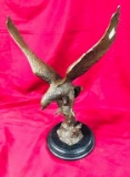SIGNED EAGLE BRONZE WITH MARBLE BASE