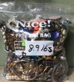 BIG OF ASSORTED COSTUME JEWELRY 8.9 POUNDS - LOT B