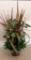 HOME DCOR CENTER PIECE ON PEDESTAL VASE